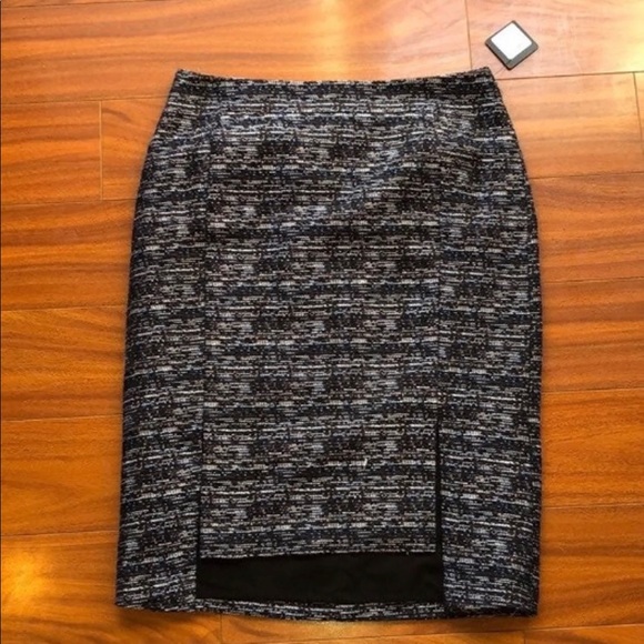 Halogen Skirt - Picture 2 of 6